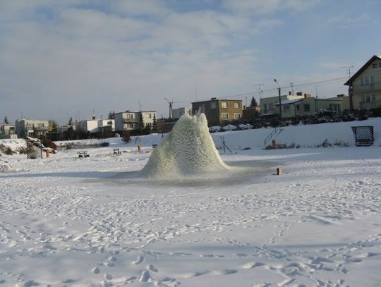 Górki i przyroda. Coś na kształt fontanny...