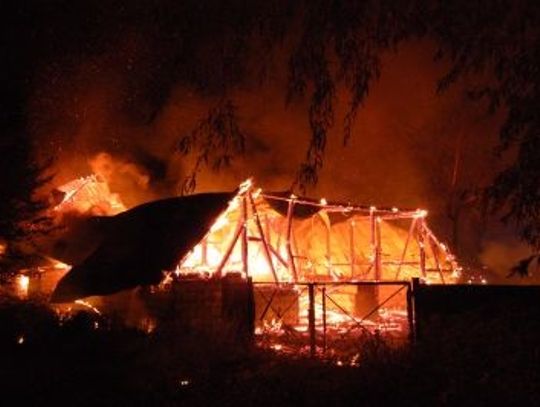 Grasuje podpalacz – trzy duże pożary w 5 dni