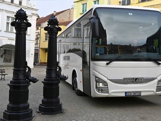 Inwest-Kom Expressbus. Szybko, bezpiecznie, komfortowo.