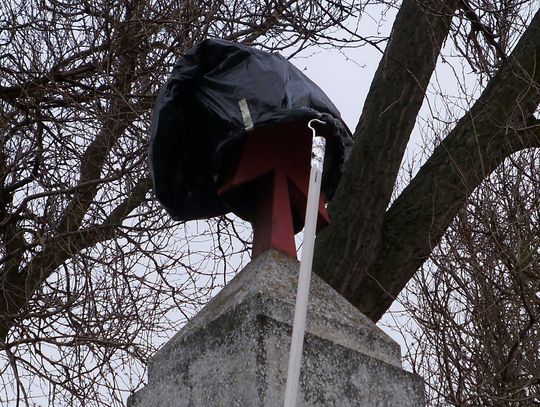 IPN jednoznacznie o czerwonej gwieździe: „Zlikwidować, a żołnierzy ekshumować”