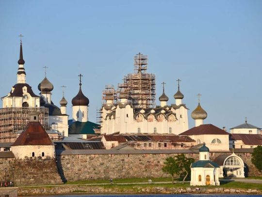 Jacht „Barlovento II” na Wyspach Sołowieckich