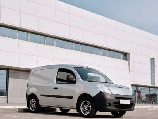 Jak powinna być zamontowana skrzynka narzędziowa w busie?