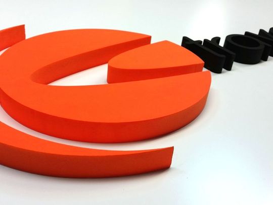 Jak wykorzystać reklamę przy użyciu liter z styroduru?