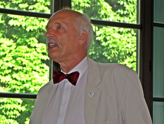 Janusz Korwin – Mikke wieszczy upadek rządu