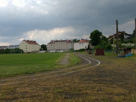 Jest pięciu chętnych do przebudowy boiska przy ul. Bałdowskiej. Uda się wyłonić wykonawcę?