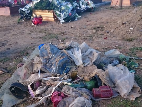 Już dziś &quot;Interwencja&quot;, a później &quot;Uwaga&quot; w Tczewie! Chodzi o śmieci na cmentarzu