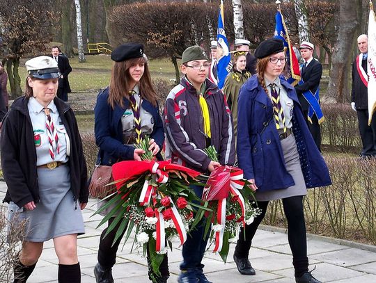 Katyń – w śmierci chciano ukryć prawdę 