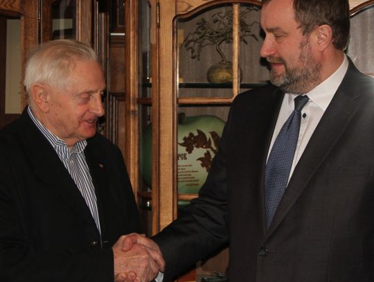 Kazimierz Zimny odda Fabryce Sztuk swój medal olimpijski!