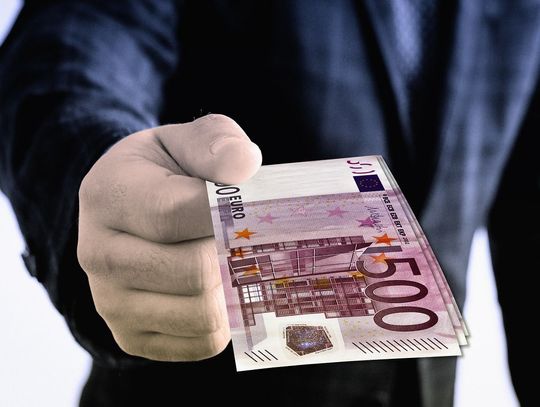 Kiedy przysługuje nam odszkodowanie w Anglii – do kogo zwrócić się o pomoc?