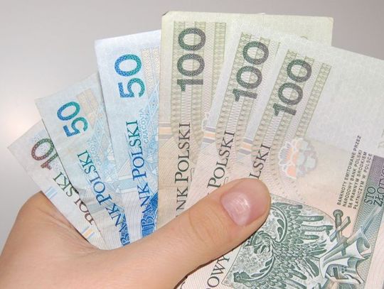 Kierowca uciekał... Policja twierdzi, że chciał dać łapówkę