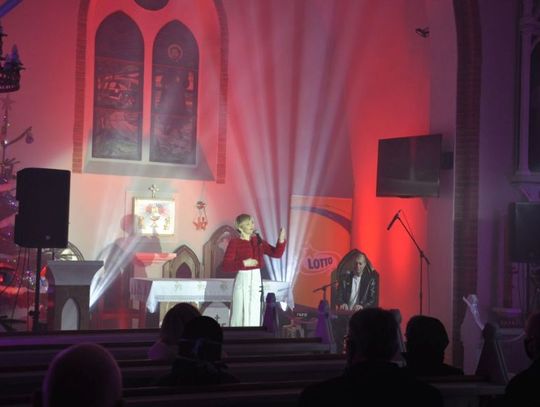 Koncert kolęd i pastorałek Magdy Steczkowskiej w Swarożynie