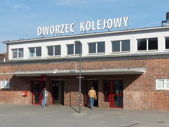 Koniec honorowania biletów - ucierpią podróżni