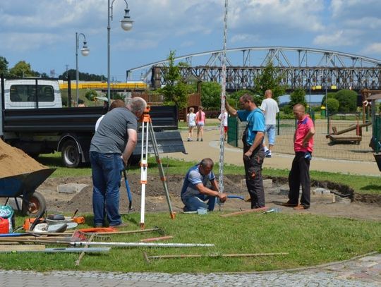 Koniec spiekoty na bulwarze? Pierwsza budowla właśnie powstaje