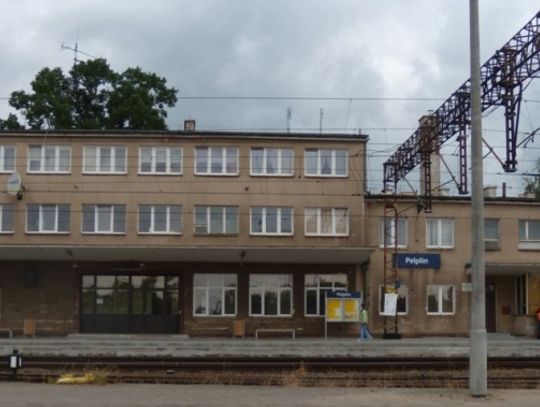 Koniec szarych, brudnych ścian. Dworzec w Pelplinie przejdzie remont