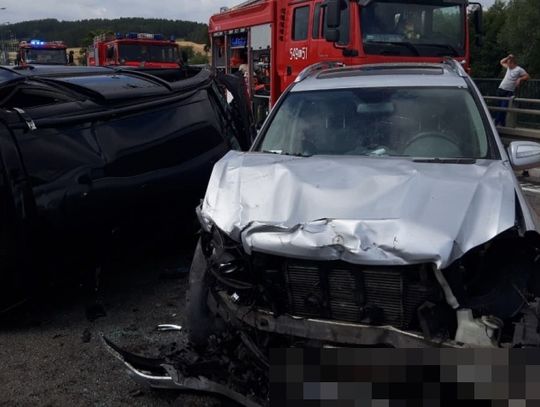 Kraksa trzech aut w Opaleniu. Ranna została jedna osoba