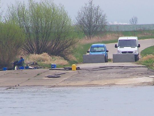Którędy na Kwidzyn? W nocy dobijają się do ludzi