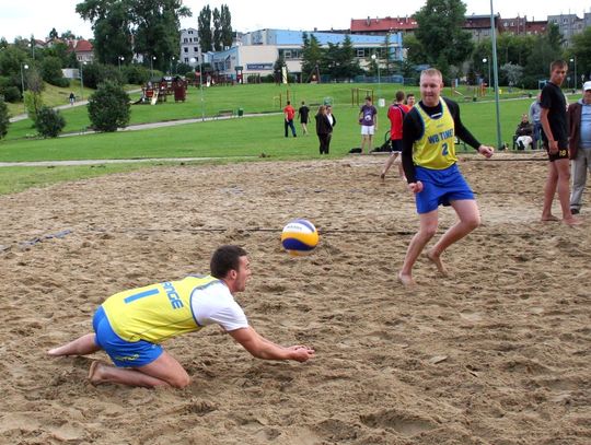 Liderzy nie tracą impetu - XV Grand Prix Tczewa w siatkówce plażowej