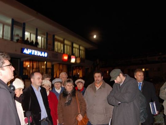 Lokatorzy zadecydowali - godzą się na stację bazową na budynku mieszkalnym