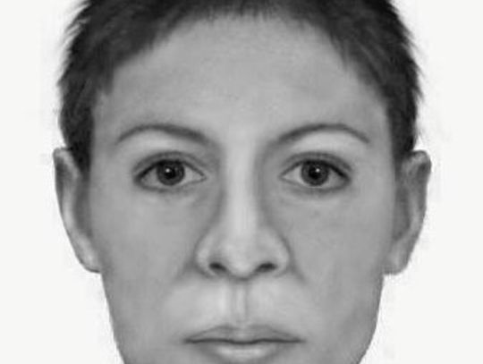 Makabryczne odkrycie. Czaszka na polu. Kim jest ta kobieta?