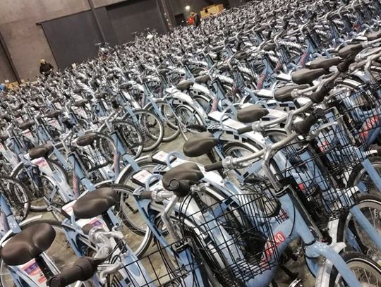 Mevo wciąż bez odbioru. Olbrzymie kary dla realizatora roweru metropolitalnego