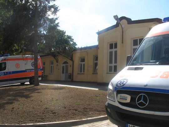 Miasto przekaże 500 tys. zł na karetki dla szpitala. Powiatowi brakuje odpowiedniego taboru