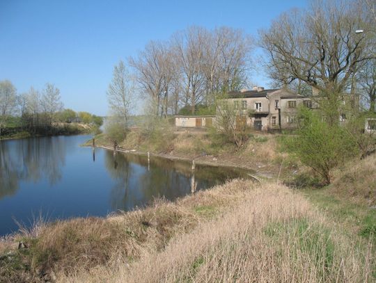 Miasto "wykiwane"?  Niespodziewany inwestor przejął atrakcyjne działki nad Wisłą