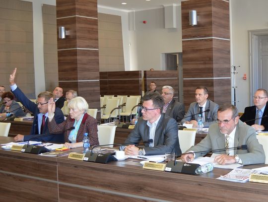 Mieczysław Matysiak nie stracił mandatu radnego! 4 radnych było "za"