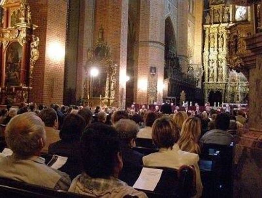 Miliony złotych dla Pelplina. Odnowią zniszczone zabytki