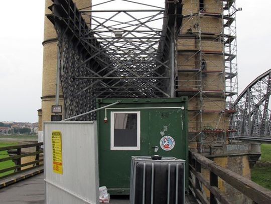 Minister obiecuje miliony na remont mostu w Tczewie - z "subwencji ogólnej budżetu" 