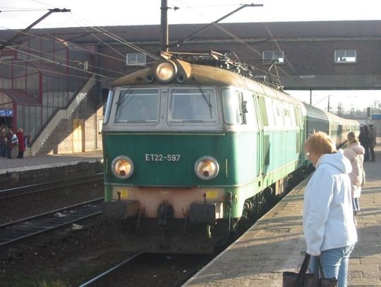 Mocno okrojony rozkład z pociągów