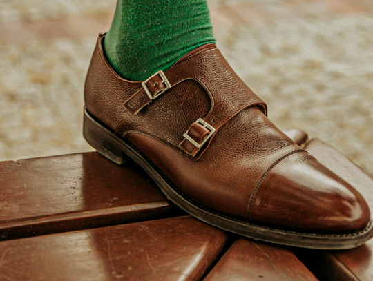 Monki – buty męskie z klamrą, które łączą styl i wygodę