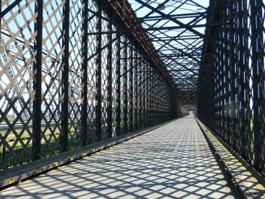 Most bez środków? “Pani poseł nie wie na jakim etapie jest remont”