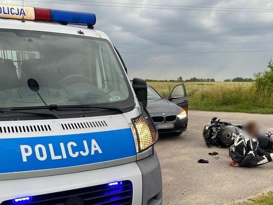 Motocyklista z zakazem prowadzenia pojazdów pędził DK91. Po pościgu wpadł w ręce policji