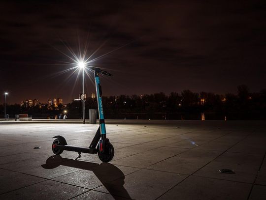 Motus 8.5 – hulajnoga idealna do jazdy po mieście