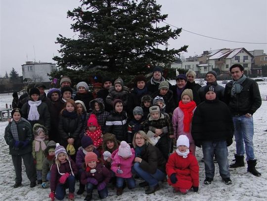 Na Górkach pięknie przystrojono choinkę