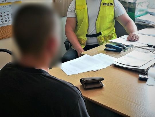 Na Starowiejskiej zatrzymano pijanego motocyklistę. Miał prawie półtora promila alkoholu.