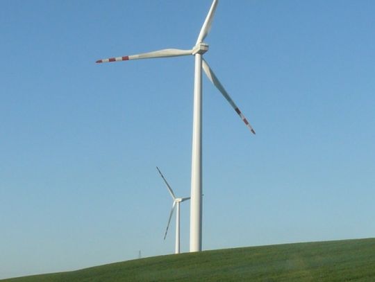 Najpierw łopata, a potem z wiatrem...