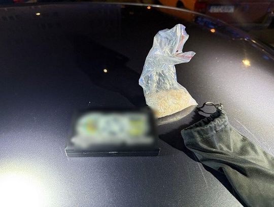 Narkotyki za kierownicą i blisko 50 gramów mefedronu