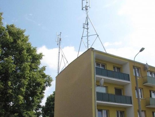 Niechciana dawka promieniowania. Podstępem od drzwi do drzwi?