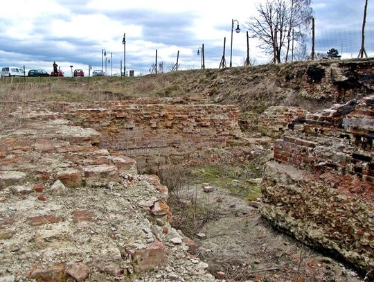 Niemoc urzędnicza. Zamek w końcu jest zabytkiem