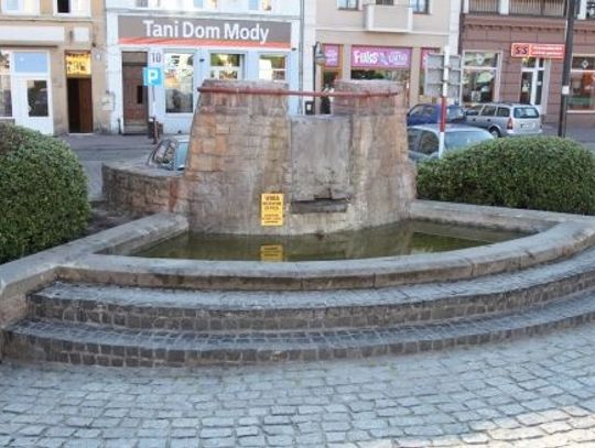 Nowa fontanna „zatańczy” na pl. Hallera w przyszłym roku