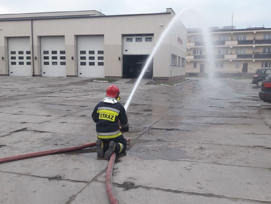 Nowe działko dla strażaków. Takiego sprzętu w Tczewie jeszcze nie było. Prąd wody wyrzucany na 70 metrów!