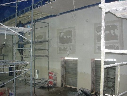 Nowe miejsce na wydarzenia kulturalne - trwa remont sali widowiskowo-konferencyjnej w pelplińskim MOK