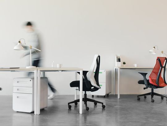 Nowy fotel biurowy - na co zwracać uwagę?