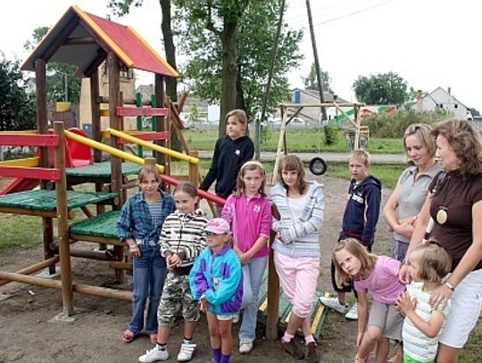 Nowy plac zabaw - za fundusze unijne