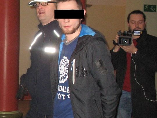NOŻOWNIK SKAZANY! Groziło mu dożywocie, ale sędzia zmienił kwalifikację czynu!