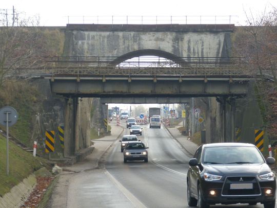 Obskurna „brama” Tczewa. Kiedy kolej weźmie się za wiadukty?