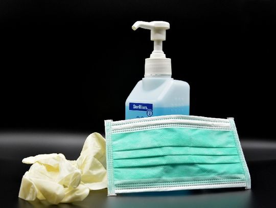 Ogranicz ryzyko rozprzestrzeniania się chorób! Wypróbuj dozownik płynu do dezynfekcji rąk 