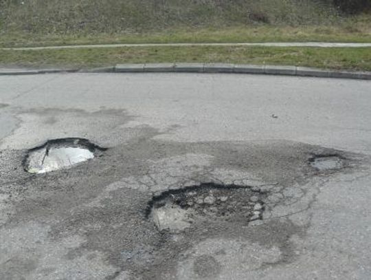 Okiem fotoreportera: wystarczy nieco asfaltu...