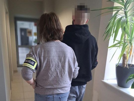 Okradał sklepy i odepchnął ekspedientkę. Zatrzymany 36-latek